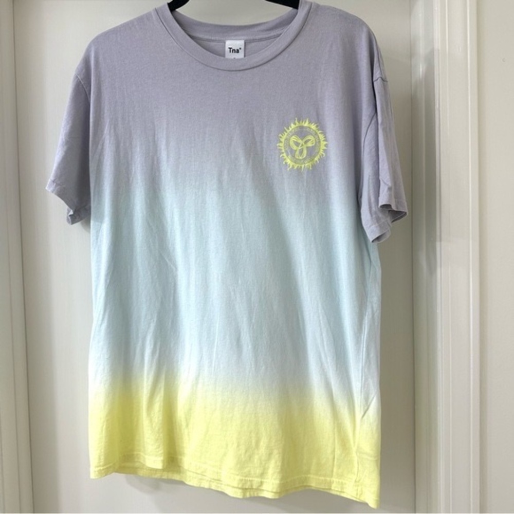 TNA Ombre Tee - Gray, Blue, Yellow
